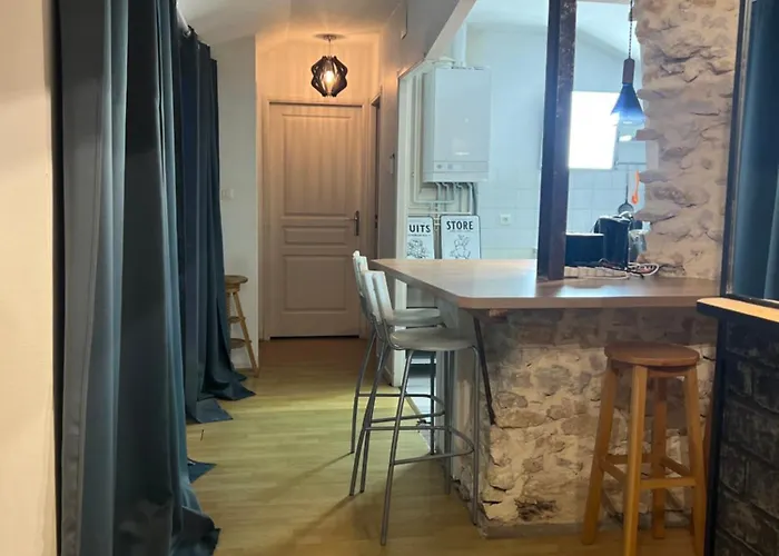 Le Victoria Vi Apartment