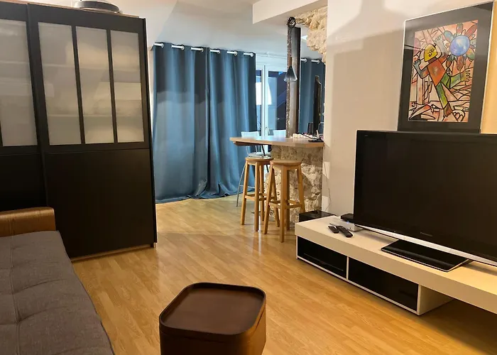 Le Victoria Vi Apartment *