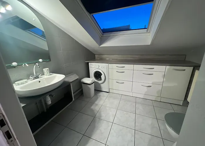 Le Victoria Vi * 南锡